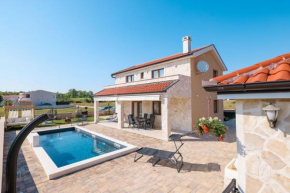 Villa Cicibella with heated pool 150 meters from the beach - by TA Leut Agency